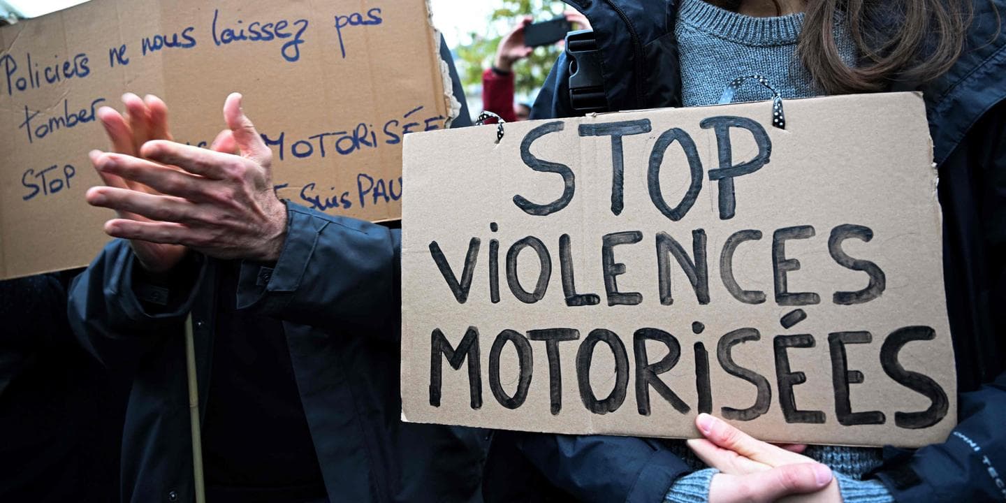 Cyclist stabbed in Paris road rage