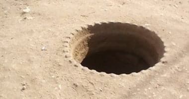 وفاة وإصابة من جراء سقوط في صرف صحي بجمصة