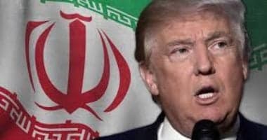 ترامب يفرض عقوبات ويفتح ممر نفط