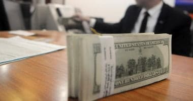 سعر الدولار مقابل الجنيه اليوم: استقرار في الأسعار