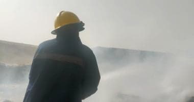 قانون العمل يحدد شروط وإجراءات تراخيص المهن