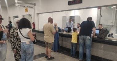 توافد على مونوريل شرق النيل في أول يوم تشغيل