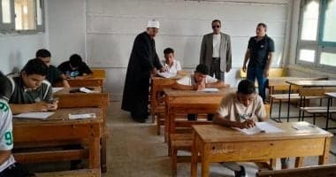Secondary students sit for Azhar language exams