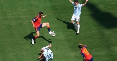 Spain repels Argentina with Ferran Torres's early goal