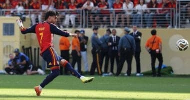 توريس يكرّس نفسه في سجلات إسبانيا بكأس العالم