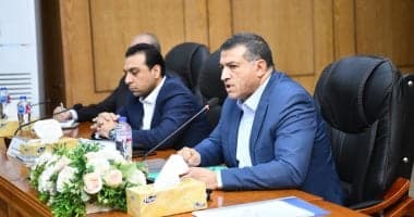 Qena Governor Advances Citizen Legalization Efforts