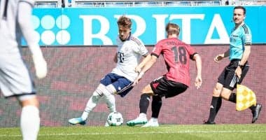 Bayern loses 2-1 in friendly match
