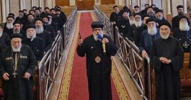 حلوة تجهز كاهن لإعانة الأزواج حديثي الزواج