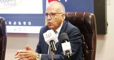 وزير الري يدعو لحلول مستدامة لمخلفات المجاري