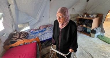 Elderly Palestinian woman fights illness alone in Gaza
