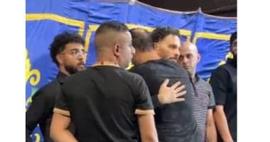 Ahmed Aziz mourns father at mosque