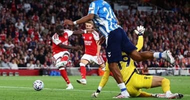 Arsenal up 2-0 at halftime