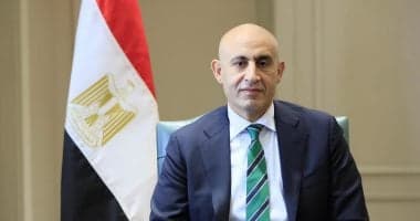 وزير التعليم يتابع وضع مدرسة تحت الإشراف