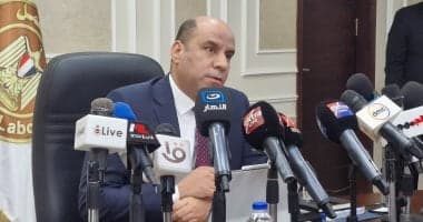 وزير العمل يعلن لائحة حماية العمال