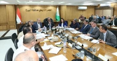 محافظ الجيزة يوجه بتعزيز الرقابة على الأسواق