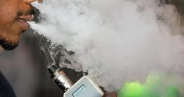 Health warns electronic cigarettes harm health