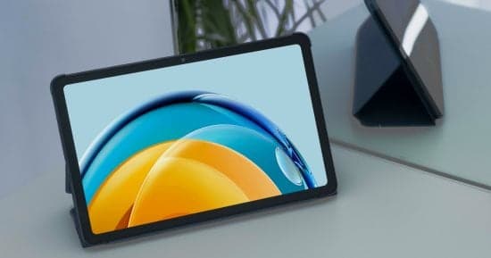 Education Ministry: No tablet, paper exams