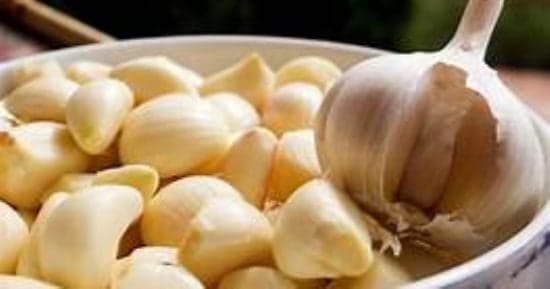 Raw garlic daily on empty stomach offers benefits with conditions
