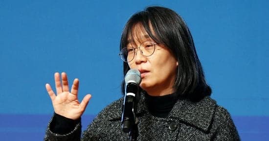Han Kang discusses her writing journey