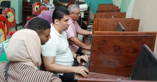 التعليم العالي توفر مراكز الحاسب لطلاب الشهادات الفنية