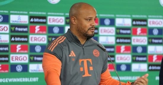 نقل كومباني للمستشفى بعد إغمائه في تدريب بايرن