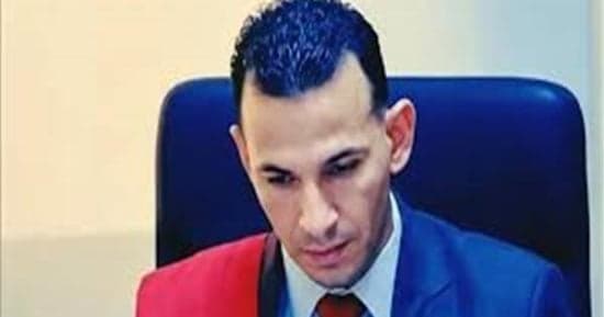 Fake judge jailed for impersonation