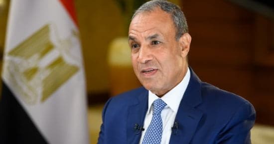 FM Highlights Critical Phase in Palestinian Issue