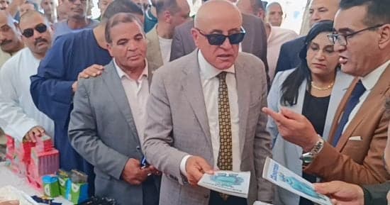 تخفيضات تصل إلى 40% على المستلزمات المدرسية بالأقصر