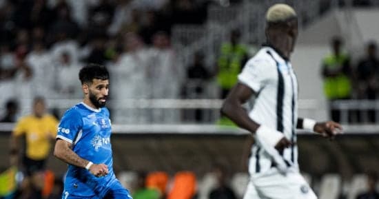 الشوط الأول ينتهي بالتعادل بين الشباب والهلال