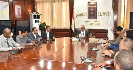 Luxor Governor Prepares for Community Caravan