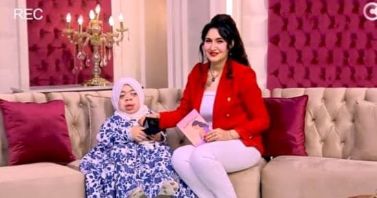 هبة عبد الفتاح تكرم كاتبة من ذوي الهمم