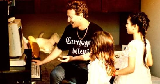 Zuckerberg's wife limits daughter's AI use