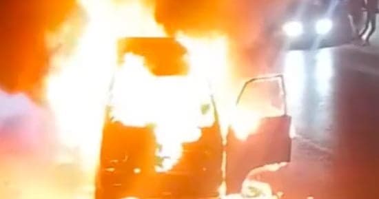 Fire contained in Faisal apartment