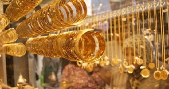 تفاوت يتجاوز 40 جنيها في سوق الذهب بمصر
