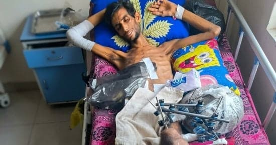 محمد رائد أبو خضر يواجه مضاعفات صحية خطيرة في غزة ويتوقف عن تلقي العلاج