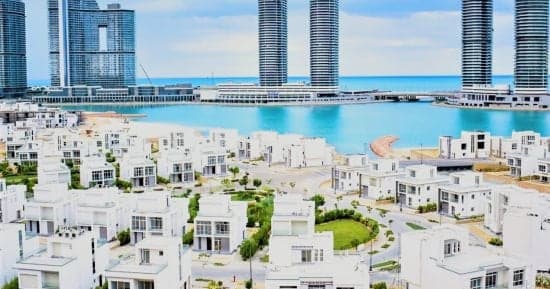 تطوير غرب مصر والاستثمار السياحي في مطروح