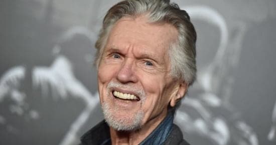 Hollywood mourns Tom Skerritt's passing