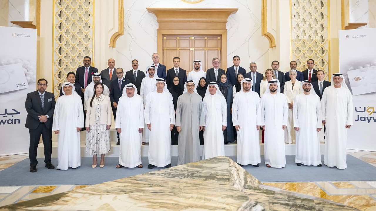 Manzor bin Zayed unveils Jawan payment card