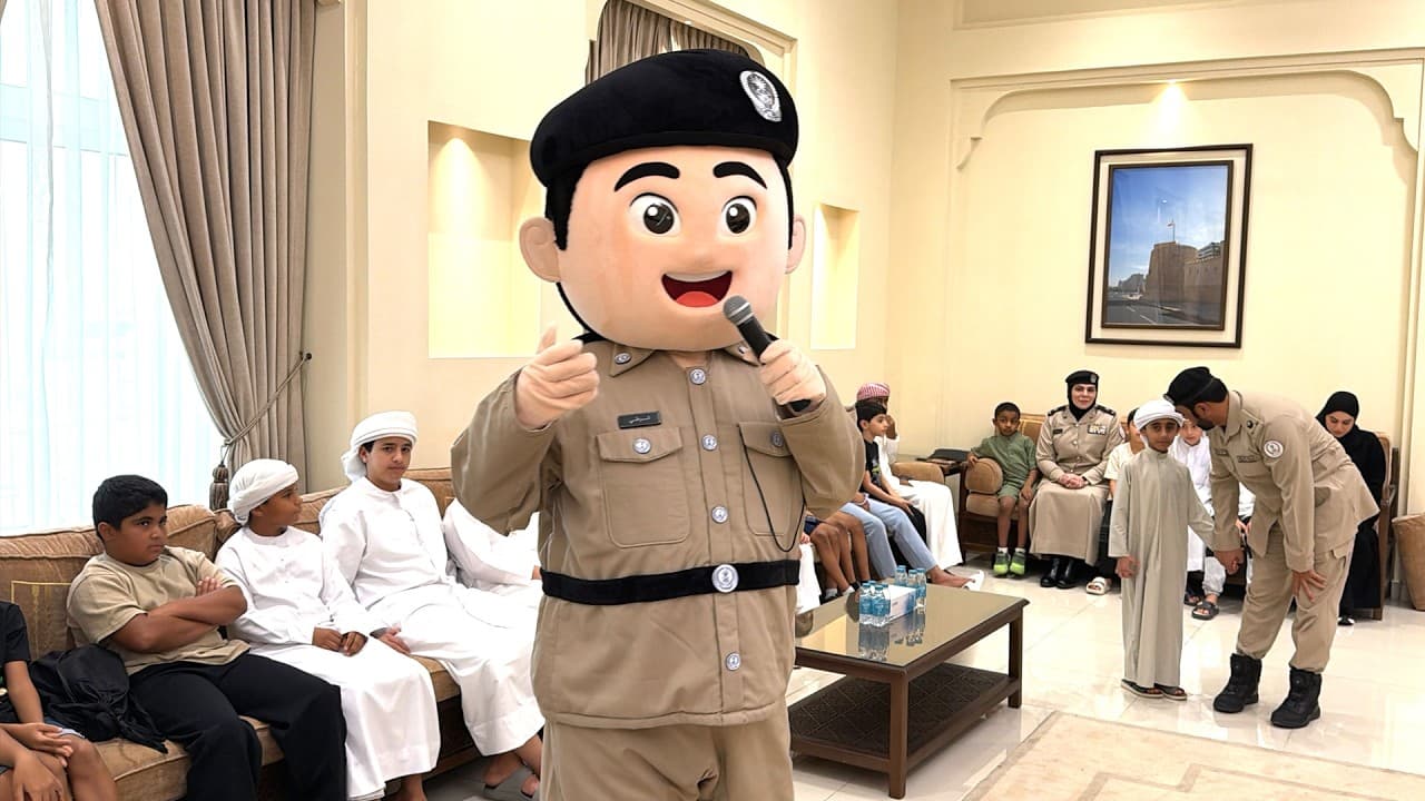 Sharjah Police Introduce Baraem Al-Dawahi Program