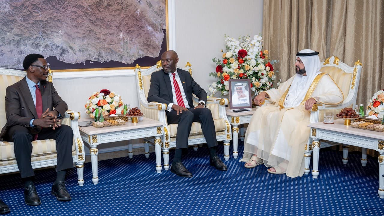 Fujairah Crown Prince Receives Uganda and Tuvalu Ambassadors