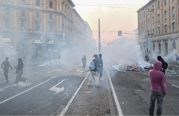 Protests in Milan and Bologna over living costs