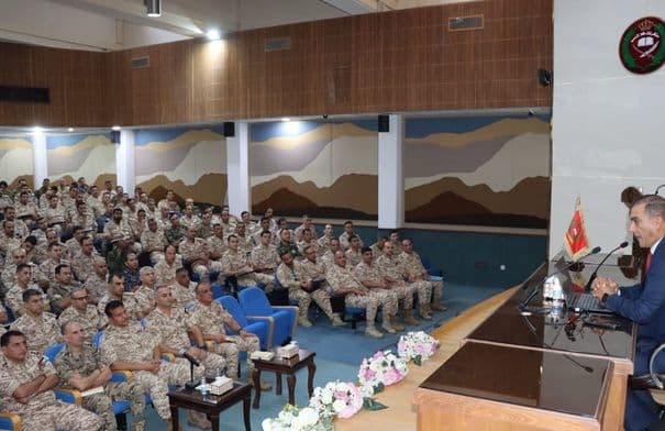 كلية القيادة والأركان تحسن مهارات التفكير