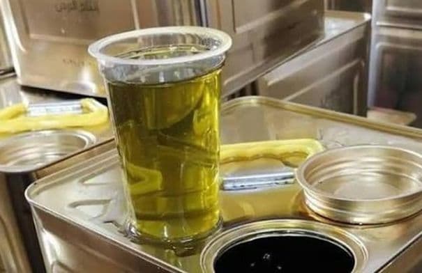 الغذاء والدواء: لا تثبت علاقة تنكات الزيت الفارغة بمعصرة والتحقيق جار