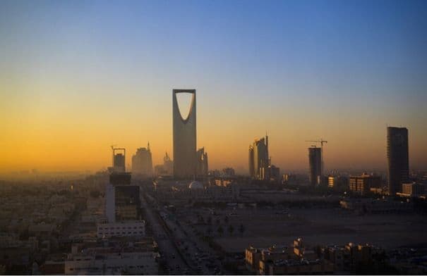 واشنطن تأمر دبلوماسييها بمغادرة السعودية