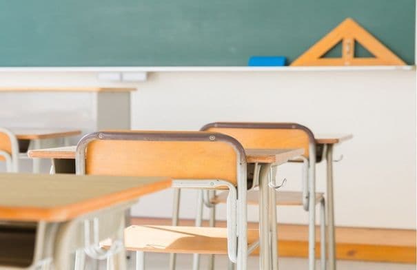 وزير التربية حول تطبيق قوانين الانضباط