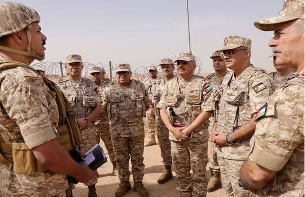 رئيس الأركان يركز على أمن الحدود