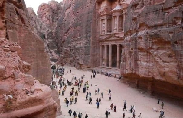 Jordan sees 8.3% rise in one-day visitors