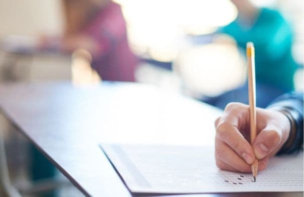 التربية تحدد موعد الدورة التكميلية للتوجيهي