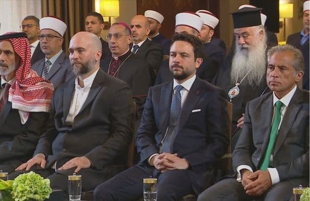 نائب الملك يحضر احتفال ذكرى المولد