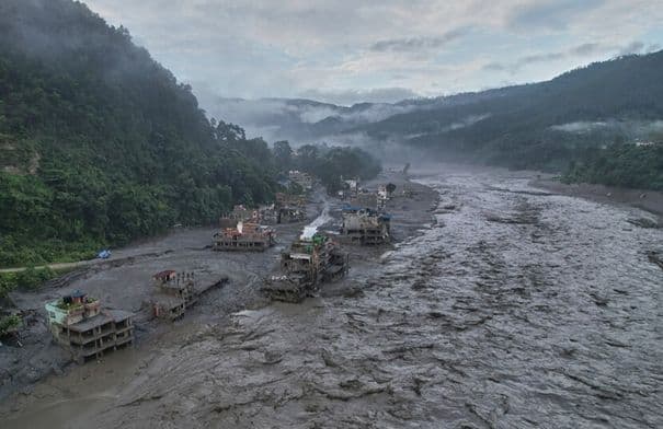 Nepal issues urgent flood warning